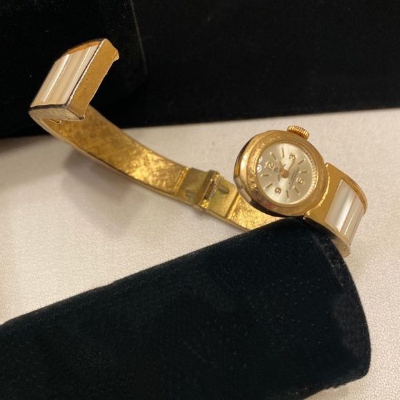 Vintage Paul Garnier 21J Hidden Watch Bracelet - Picture 11 of 14